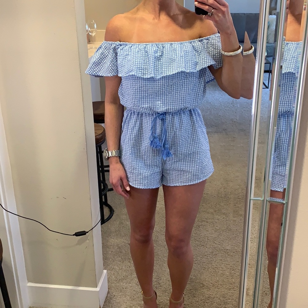 Honey Punch Romper - Blue Seersucker S Excellent